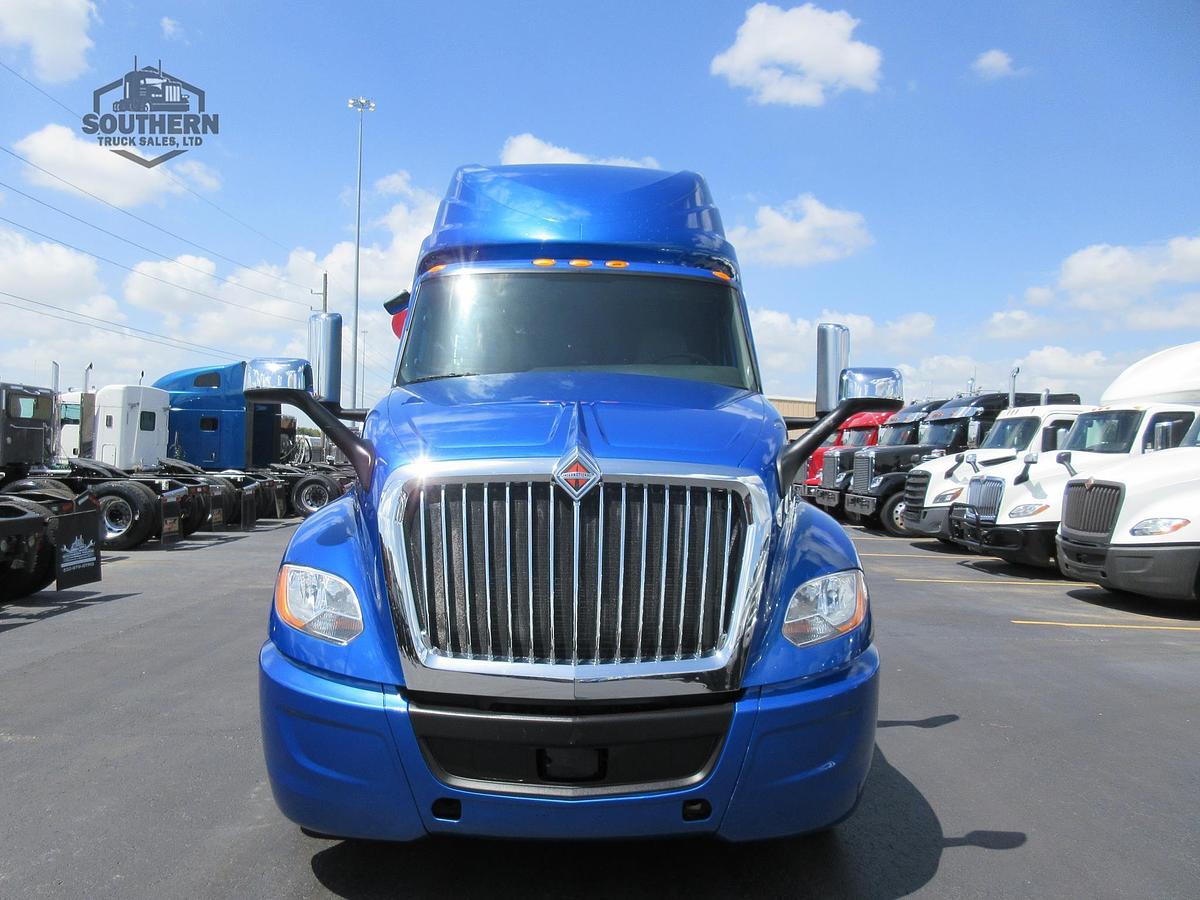 Used 2021 INTERNATIONAL LT