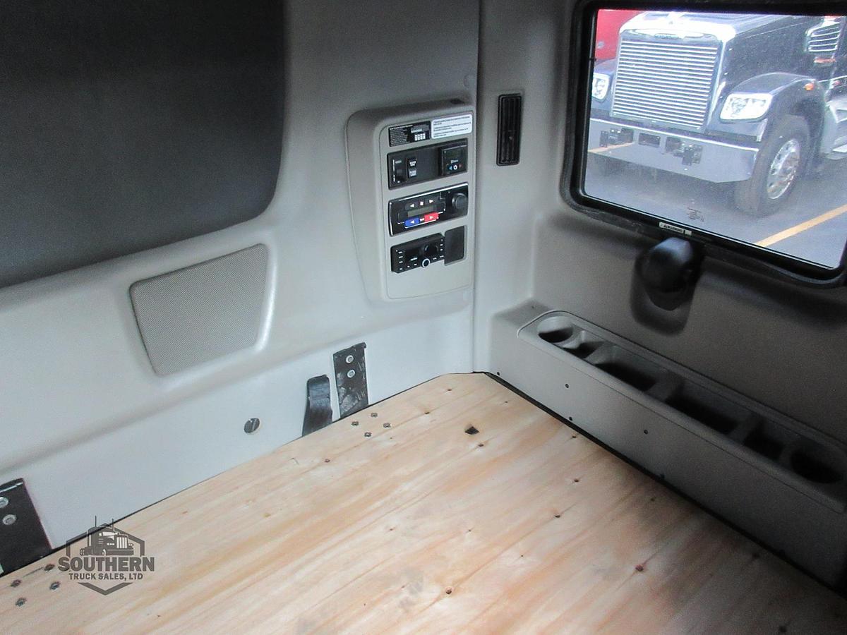 Used 2021 INTERNATIONAL LT