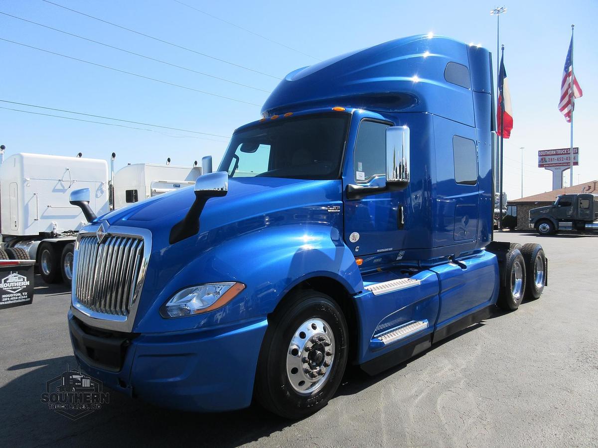 Used 2021 INTERNATIONAL LT