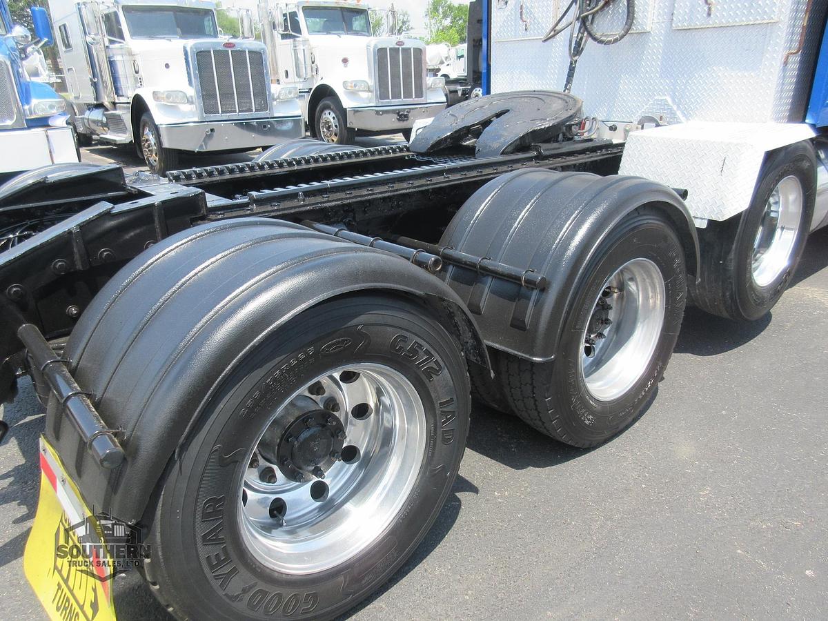 Used 2019 PETERBILT 567