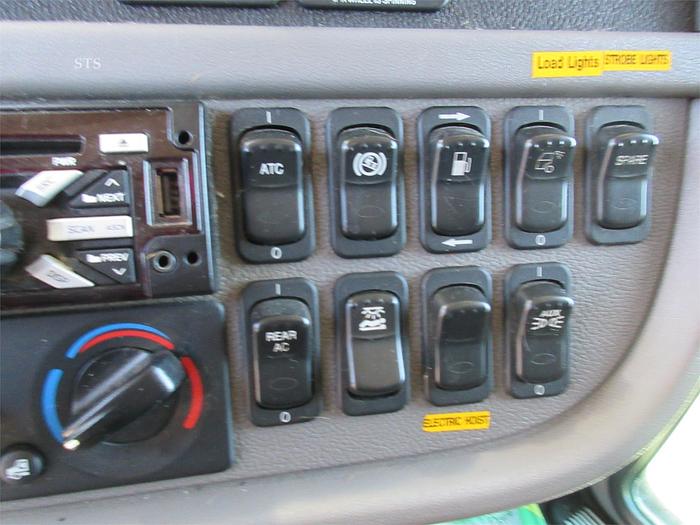 Used 2020 PETERBILT 389