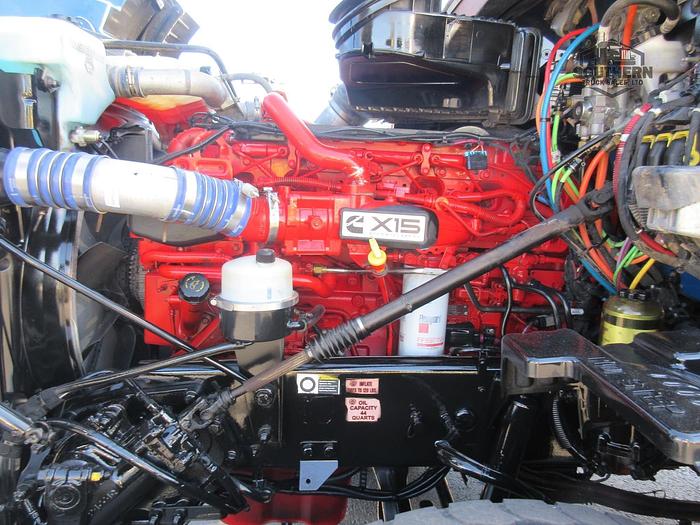 Used 2020 PETERBILT 567