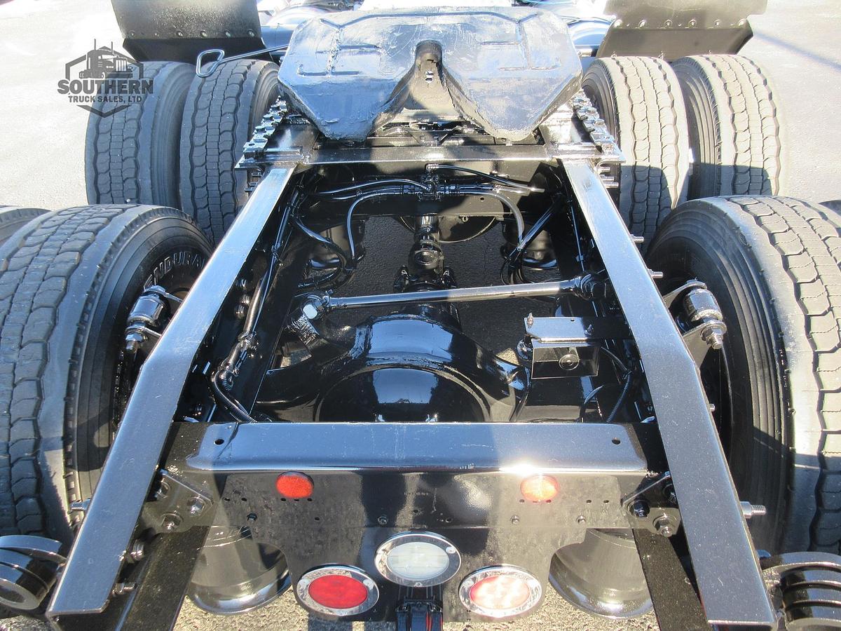 Used 2020 FREIGHTLINER CASCADIA 125