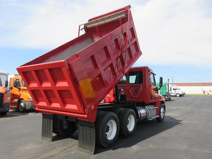 Used 2017 FREIGHTLINER CASCADIA 125