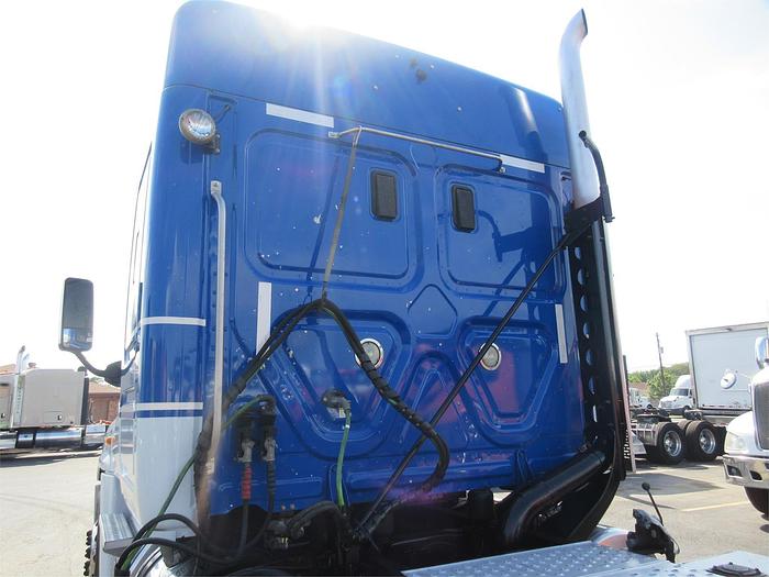Used 2017 FREIGHTLINER CASCADIA 125