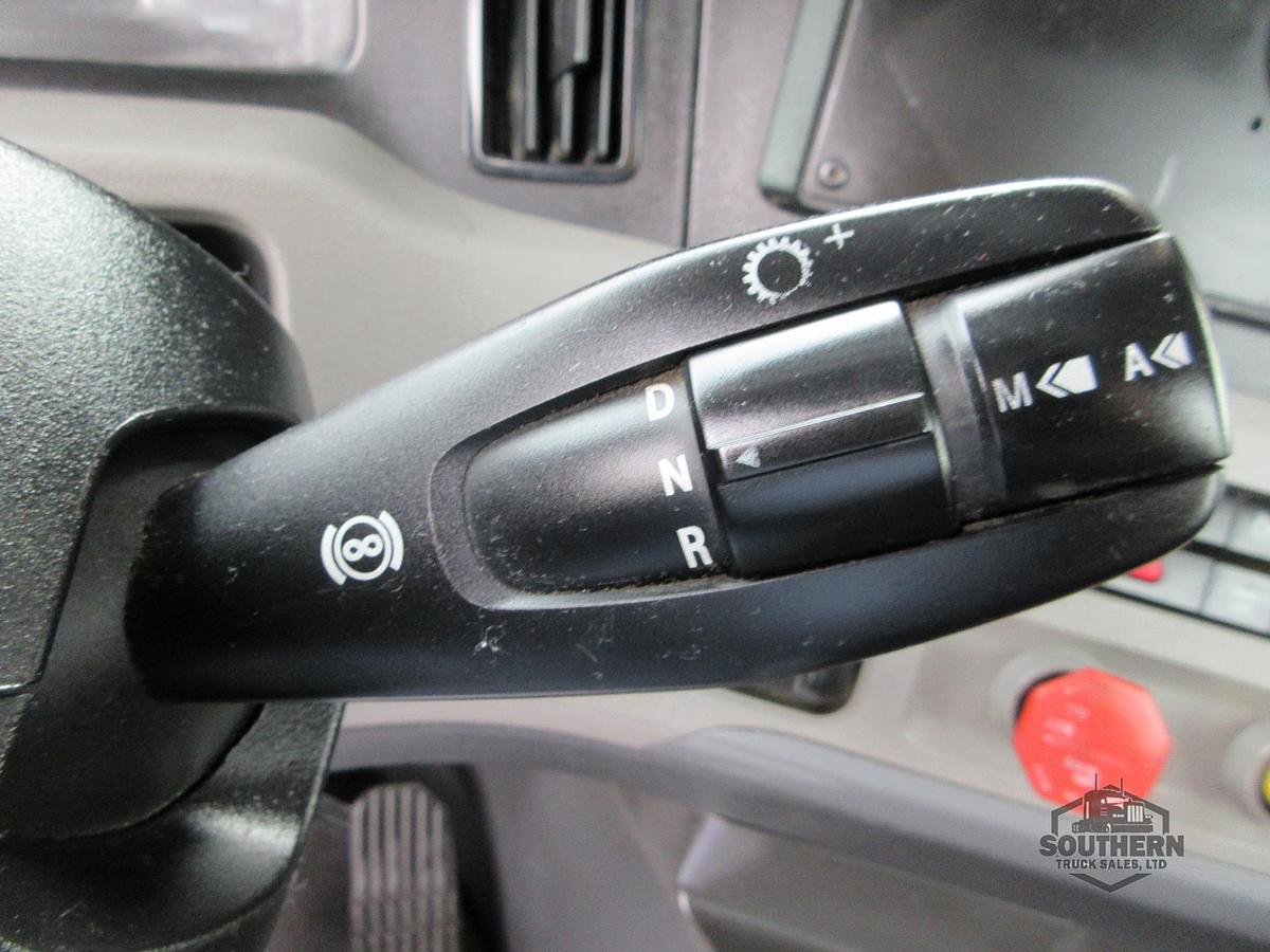 Used 2019 FREIGHTLINER CASCADIA 126