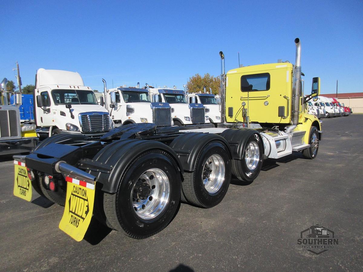 Used 2020 PETERBILT 567