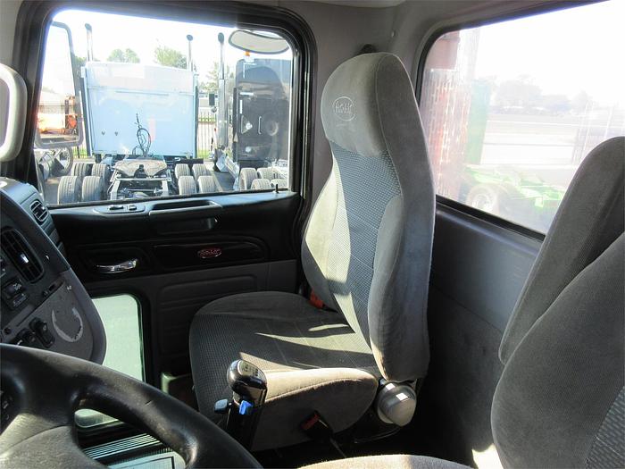 Used 2015 PETERBILT 365