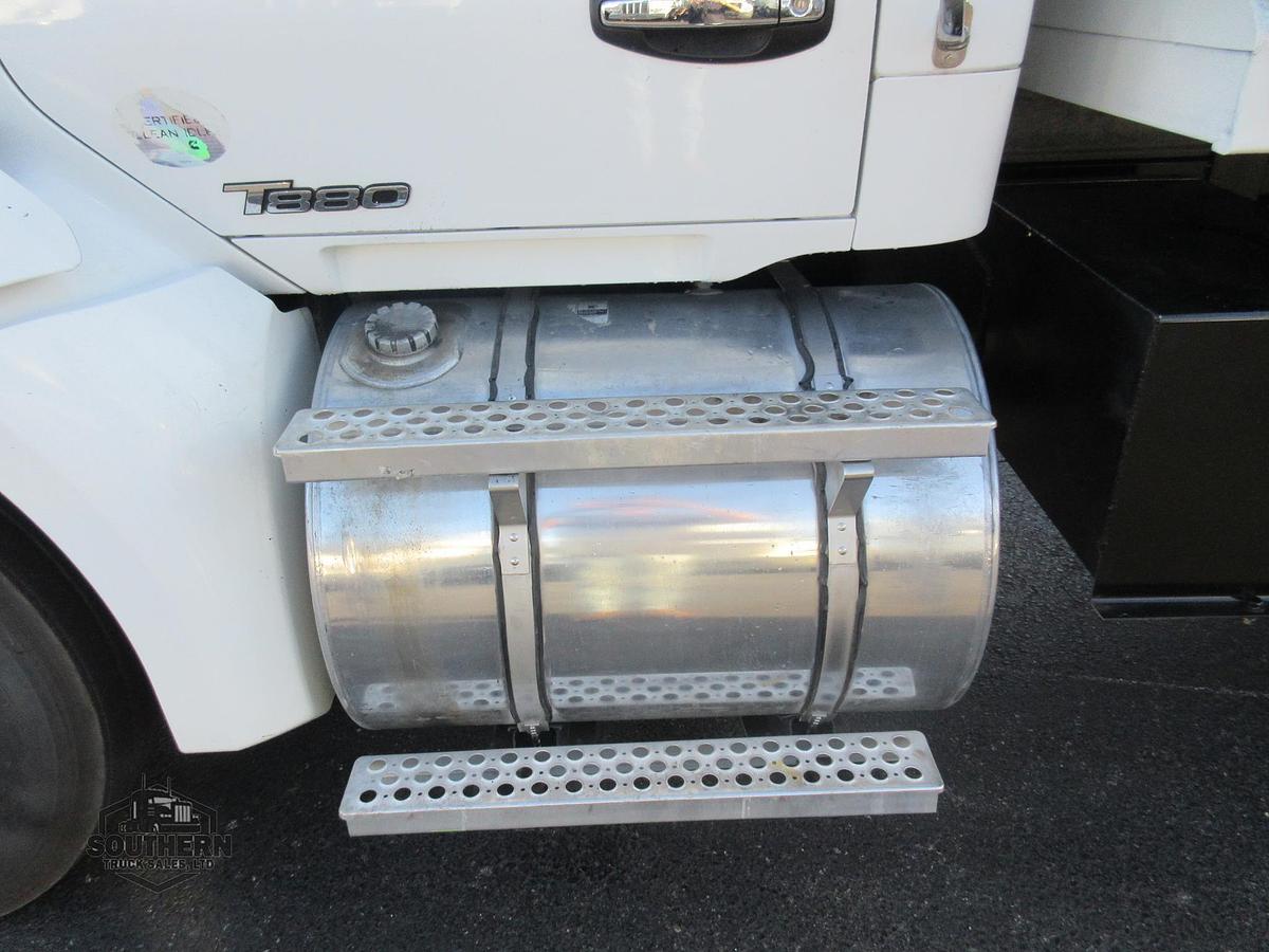 Used 2016 KENWORTH T880