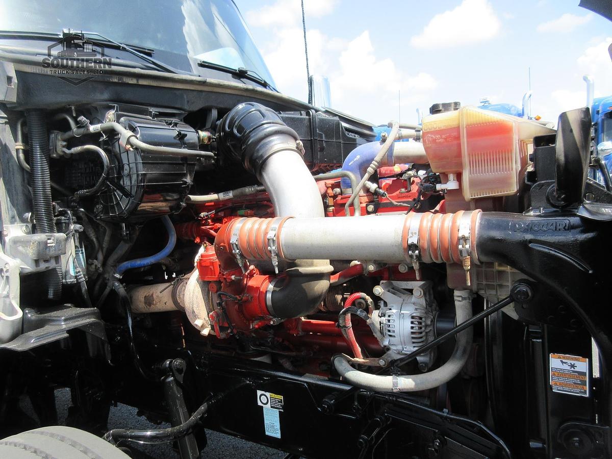 Used 2023 KENWORTH T880