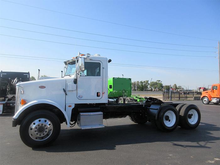 Used 2015 PETERBILT 365