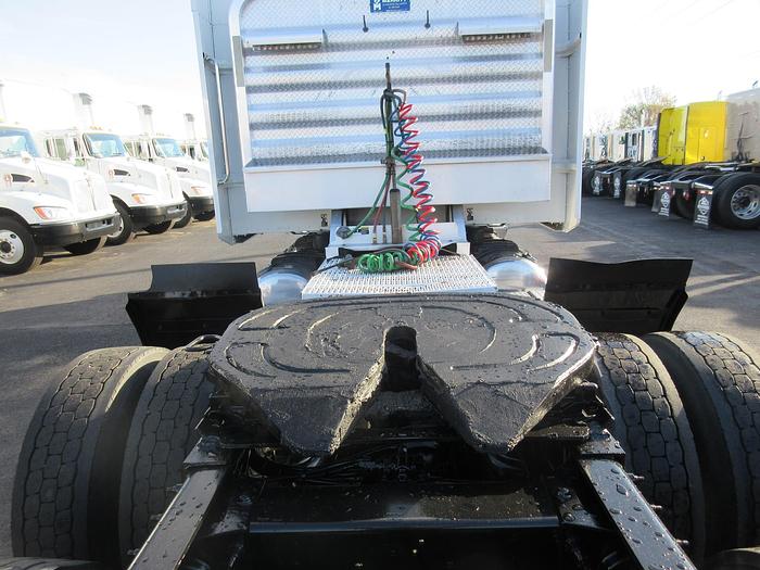 Used 2019 PETERBILT 389