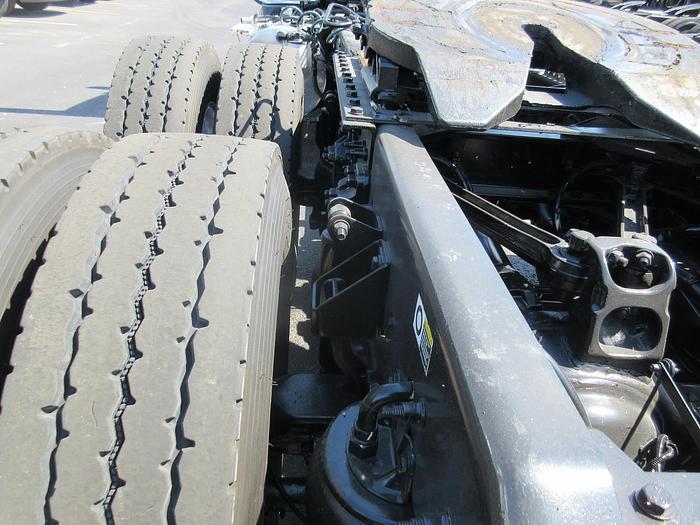 Used 2017 KENWORTH T880