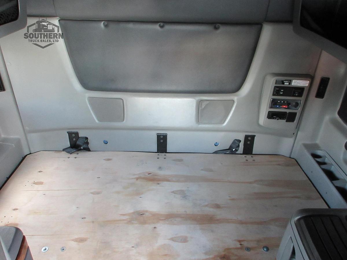 Used 2021 INTERNATIONAL LT