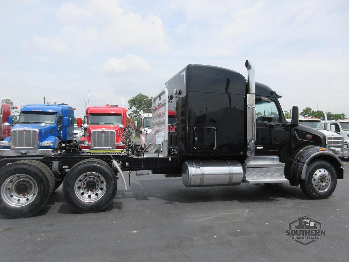 Used 2023 PETERBILT 567