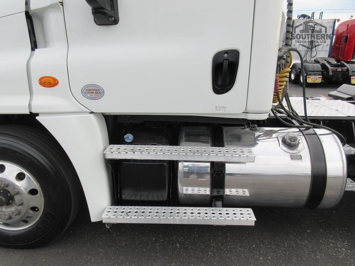 Used 2020 FREIGHTLINER CASCADIA 125