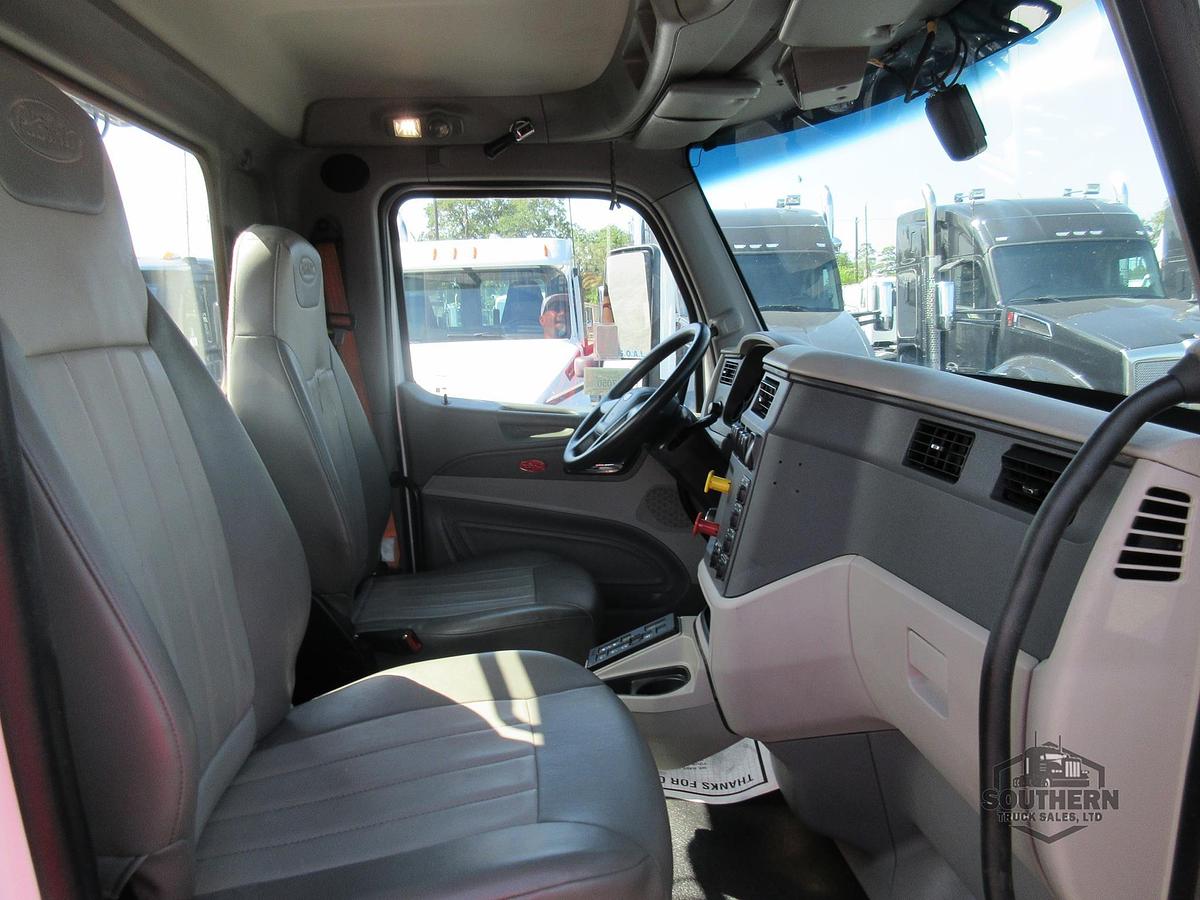 Used 2018 PETERBILT 579