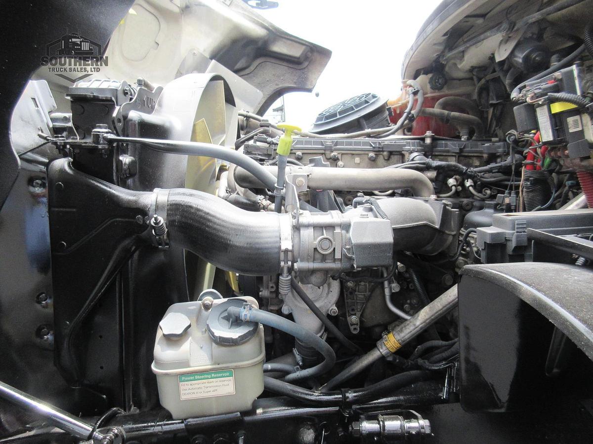Used 2015 FREIGHTLINER 114SD
