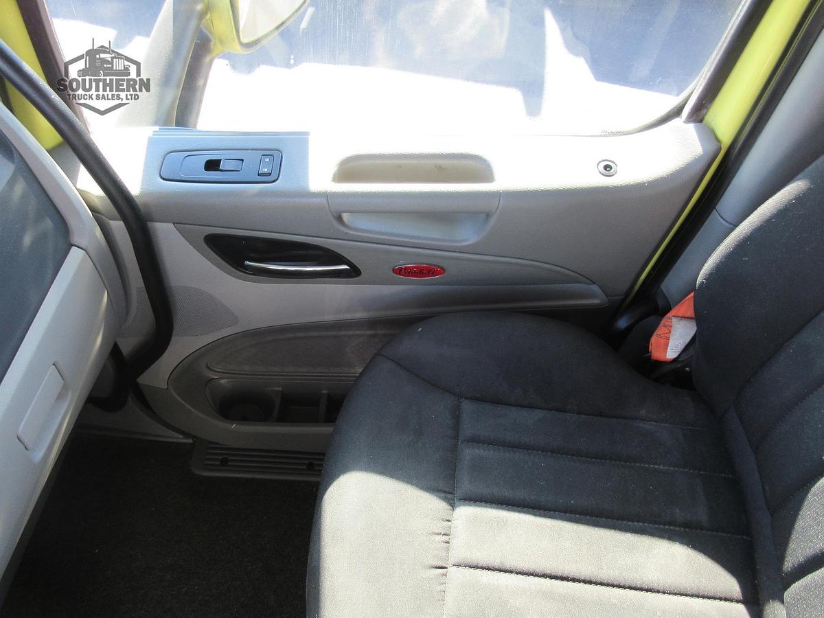 Used 2020 PETERBILT 567