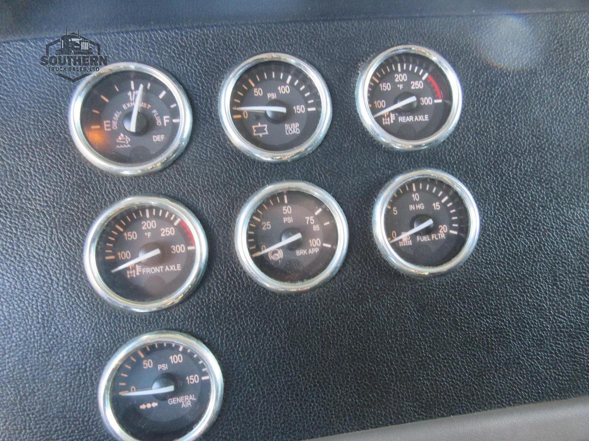 Used 2019 PETERBILT 389