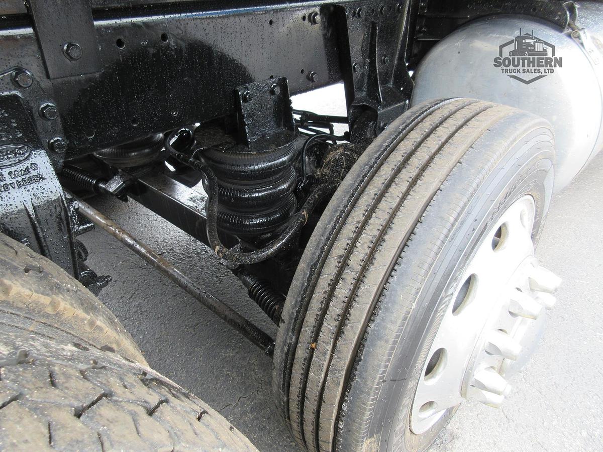 Used 2019 PETERBILT 389