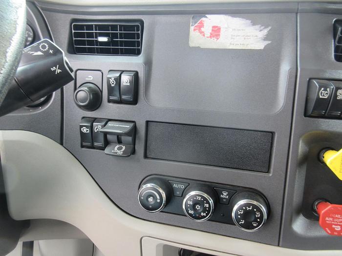 Used 2020 PETERBILT 579