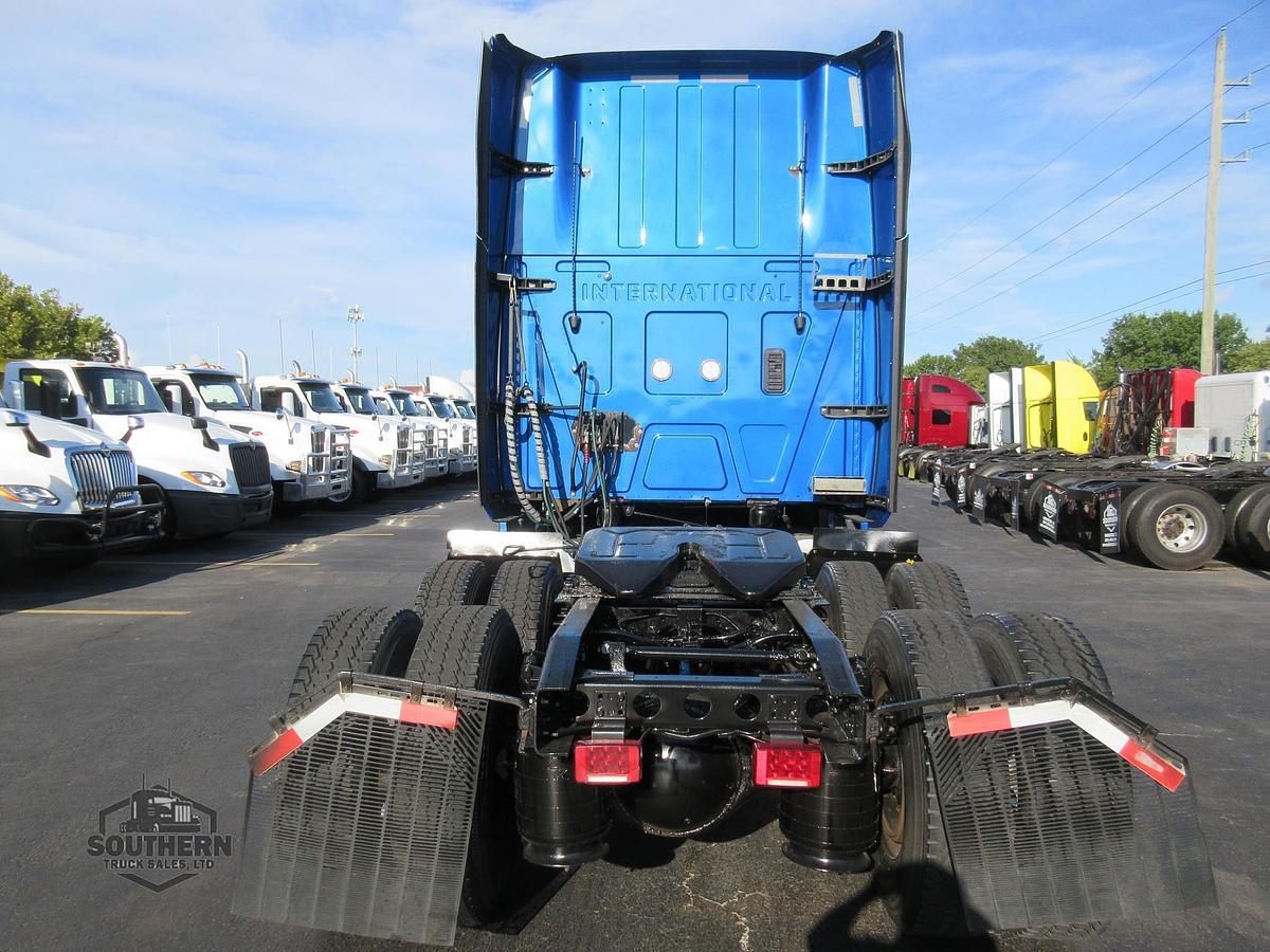 Used 2021 INTERNATIONAL LT