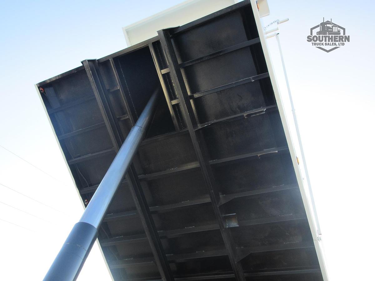 Used 2016 KENWORTH T880