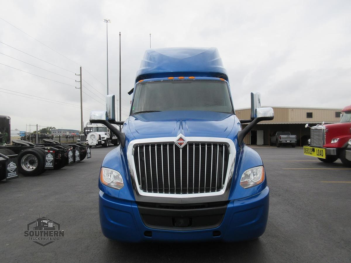 Used 2021 INTERNATIONAL LT