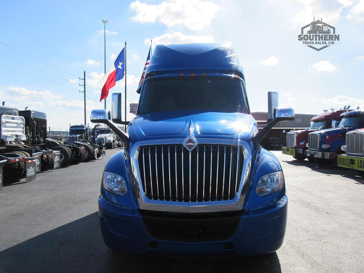 Used 2021 INTERNATIONAL LT