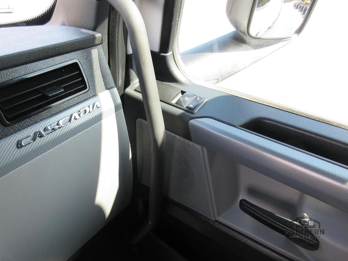 Used 2022 FREIGHTLINER CASCADIA 126