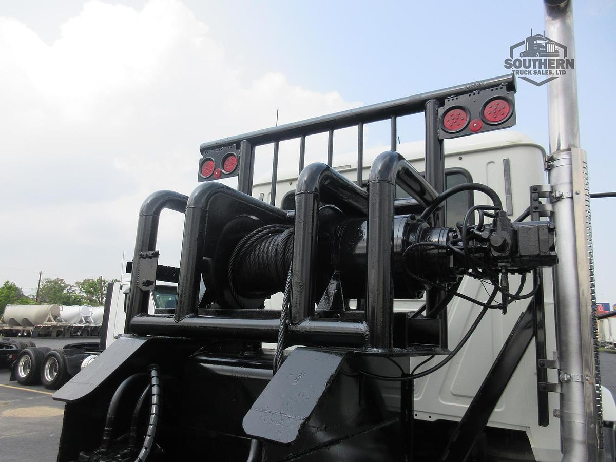 Used 2014 MACK PINNACLE CXU613