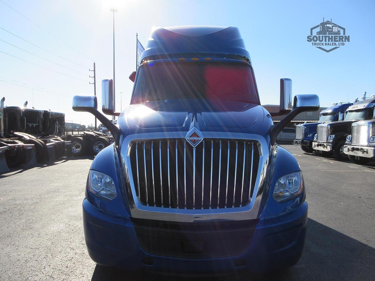 Used 2021 INTERNATIONAL LT