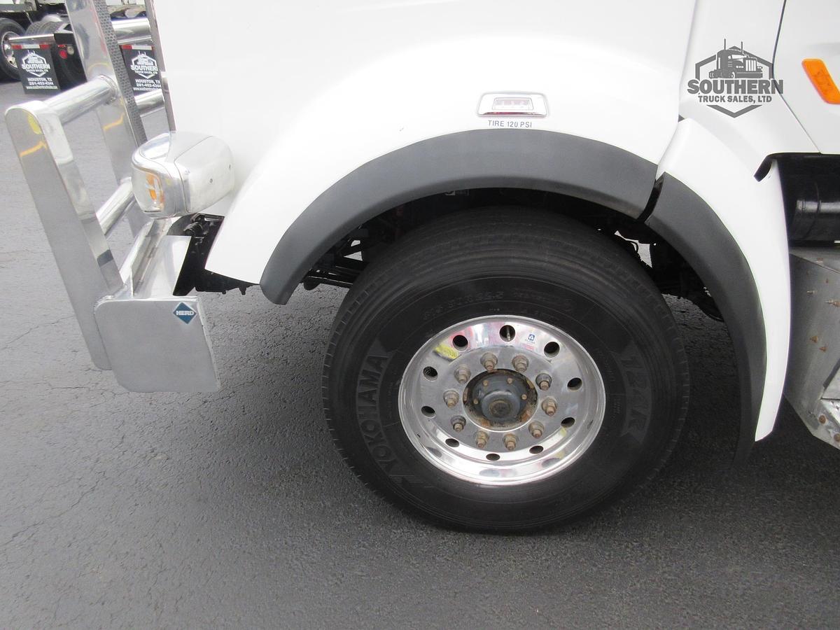 Used 2019 PETERBILT 567