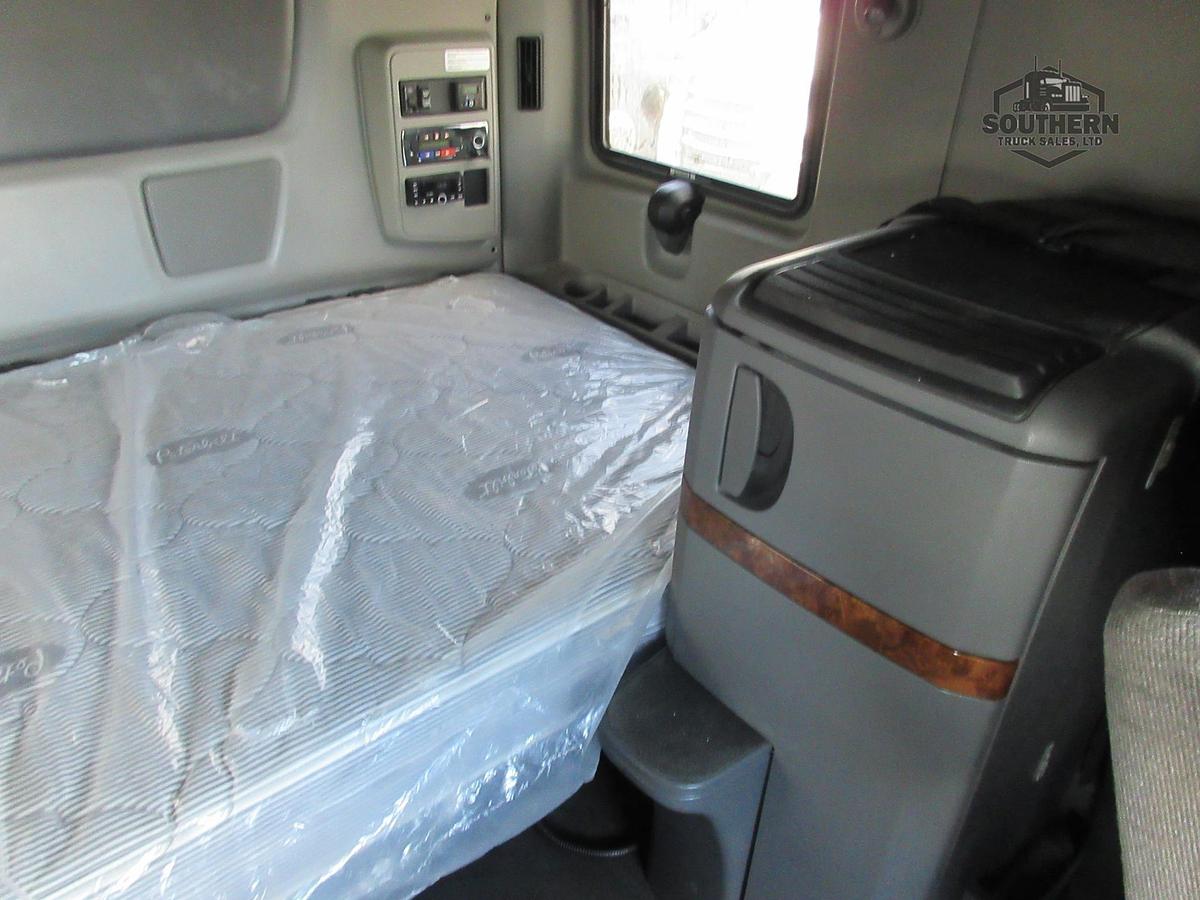 Used 2021 INTERNATIONAL LT