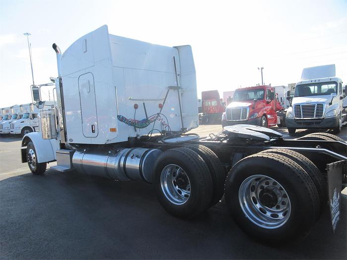 Used 2005 PETERBILT 379