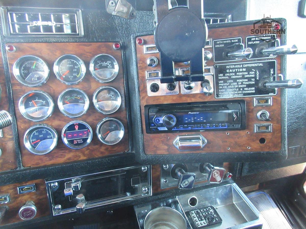 Used 2000 KENWORTH W900L