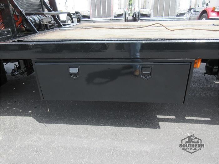 Used 2018 PETERBILT 337