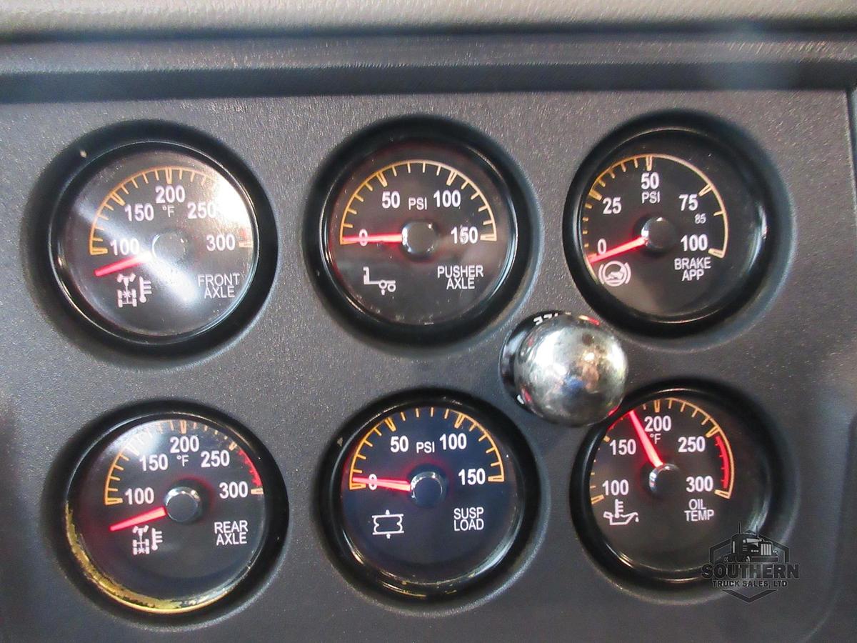 Used 2021 PETERBILT 567