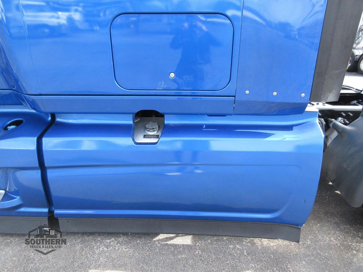 Used 2021 INTERNATIONAL LT