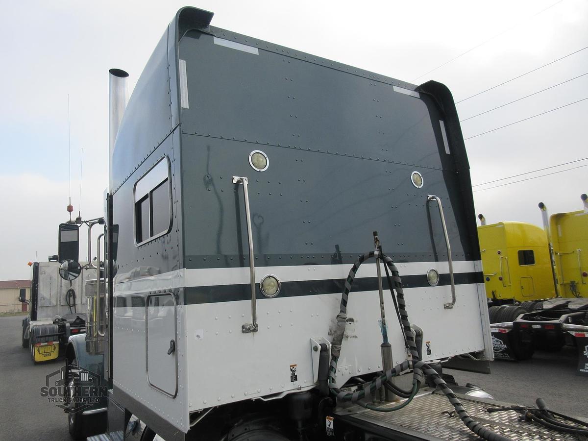 Used 2020 PETERBILT 389