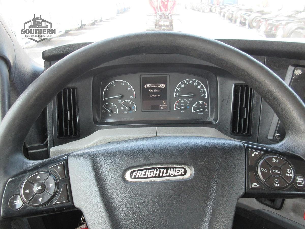 Used 2020 FREIGHTLINER CASCADIA 126