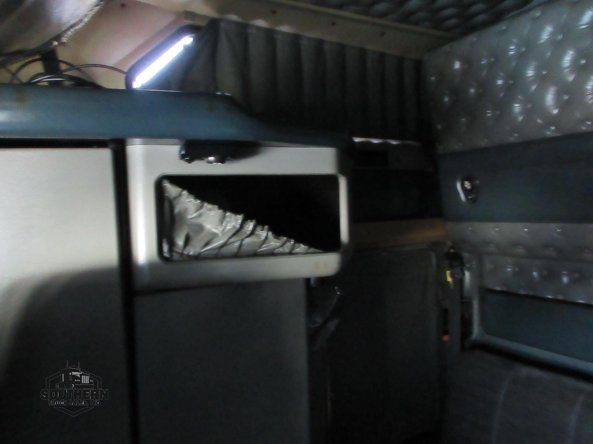 Used 1999 KENWORTH W900