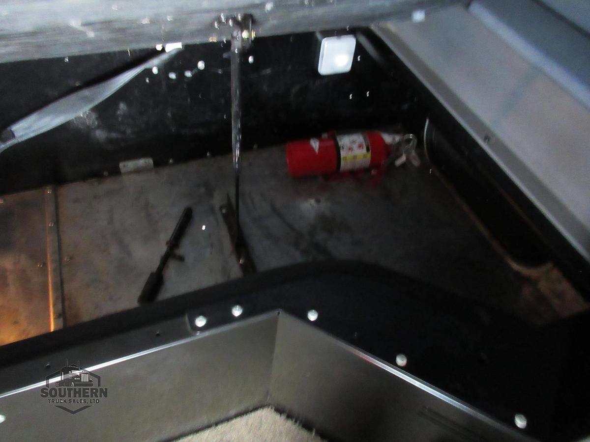 Used 2019 PETERBILT 389