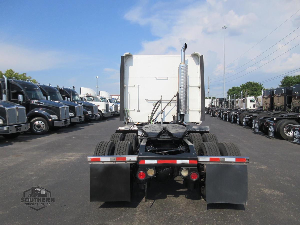 Used 2015 PETERBILT 386