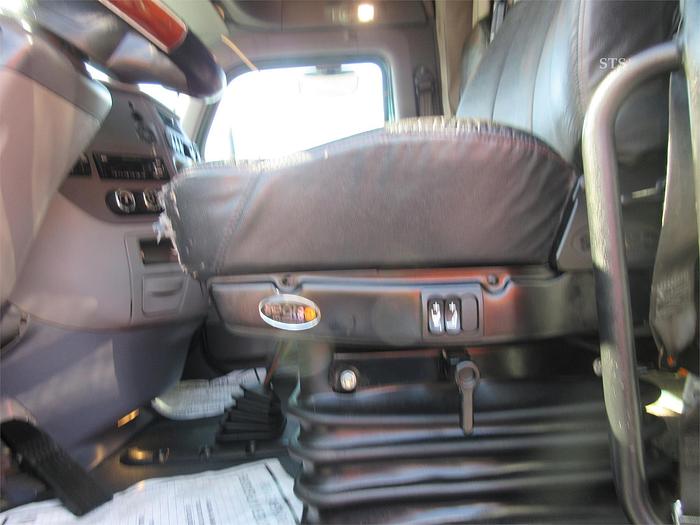 Used 2016 PETERBILT 579
