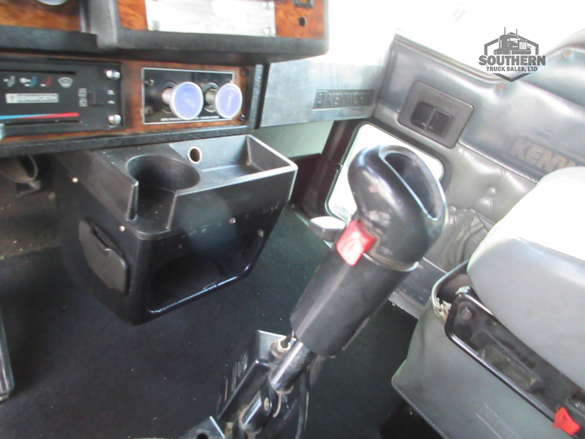 Used 1999 KENWORTH W900