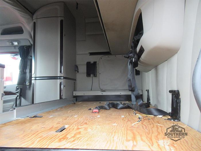 Used 2018 PETERBILT 579