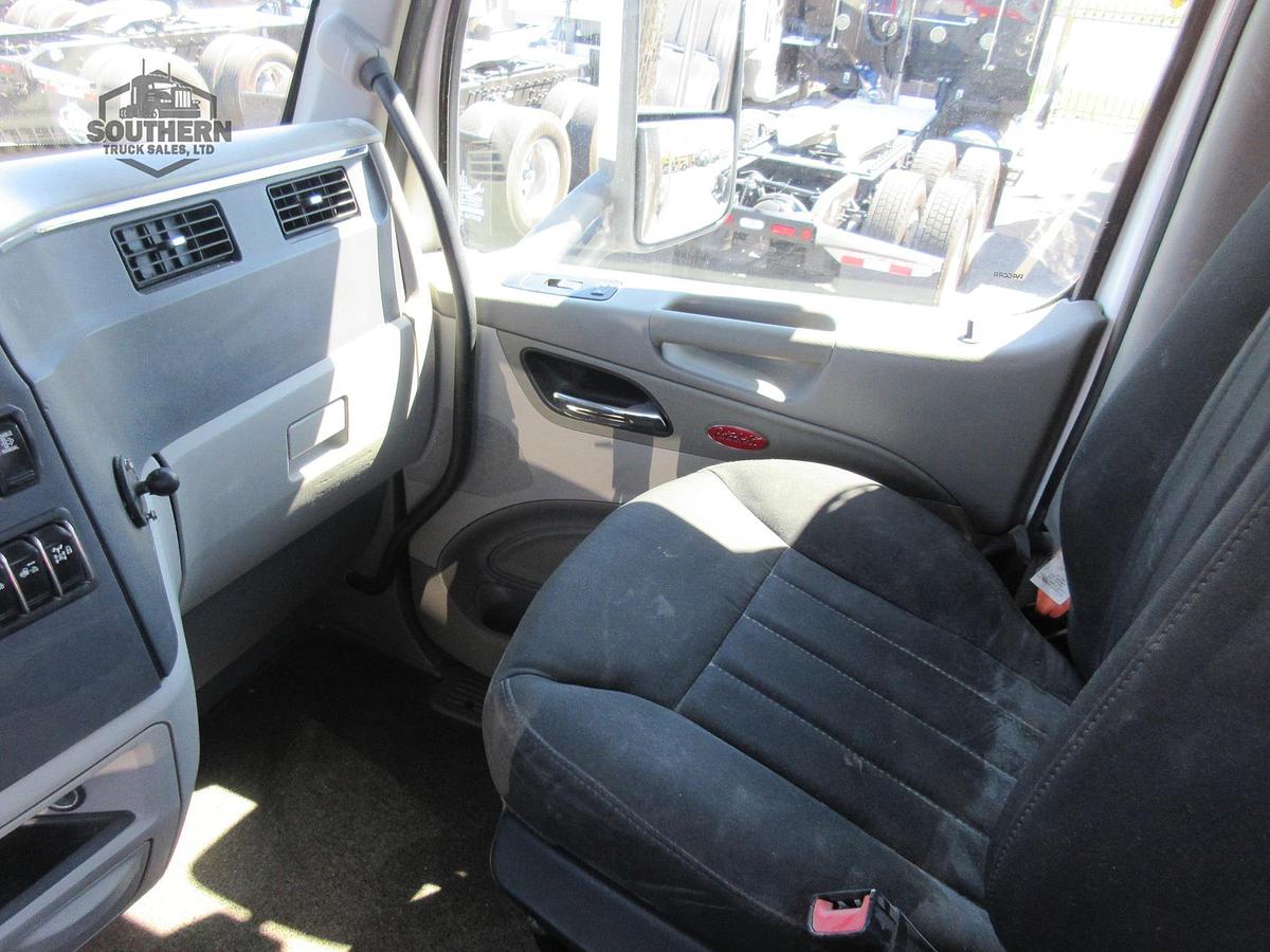 Used 2020 PETERBILT 567