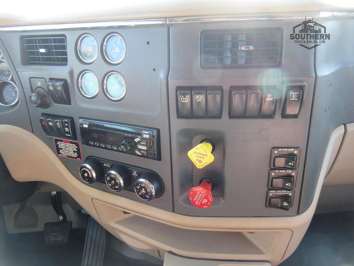 Used 2018 PETERBILT 579
